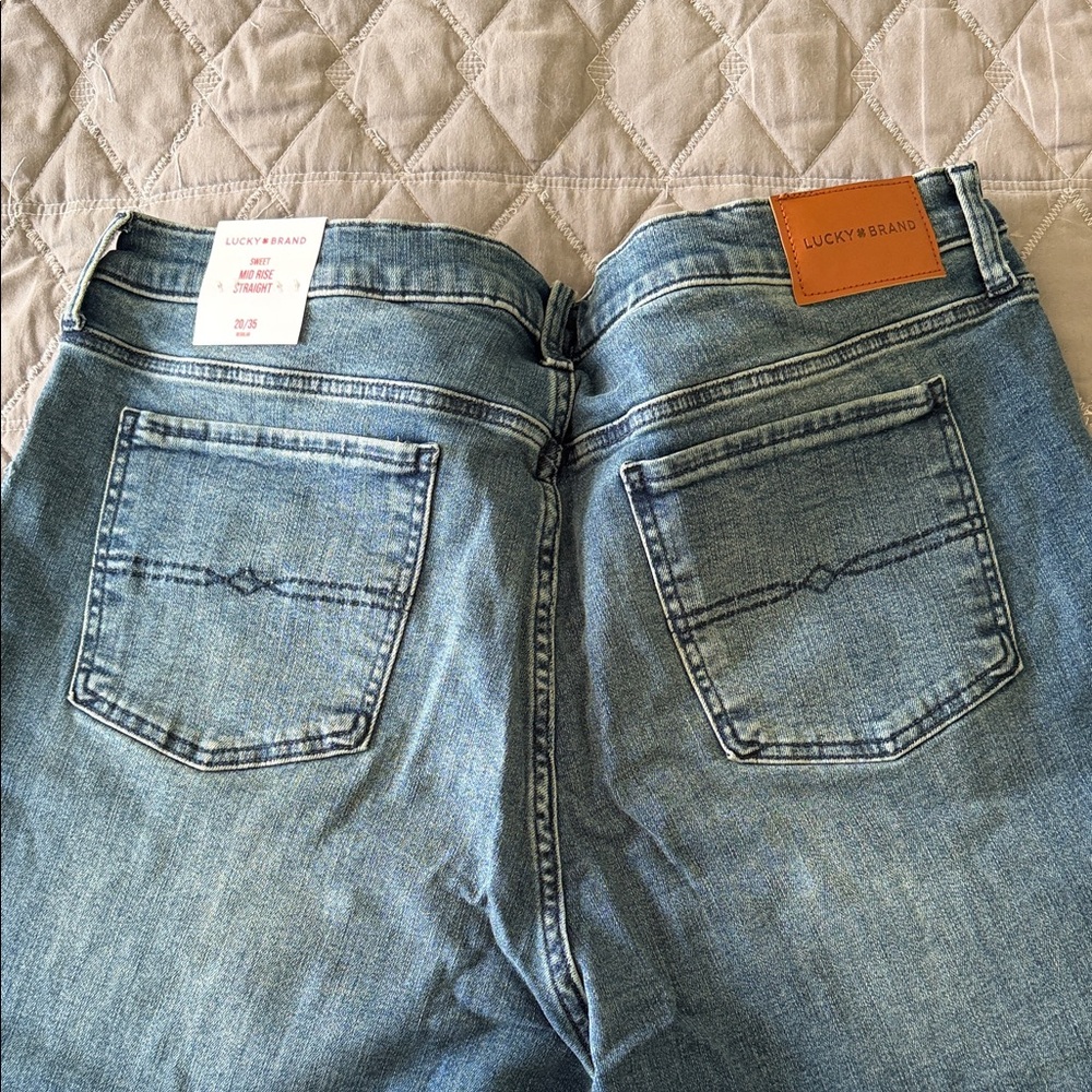 Lucky Brand Women’s Light Blue Relaxed Jeans